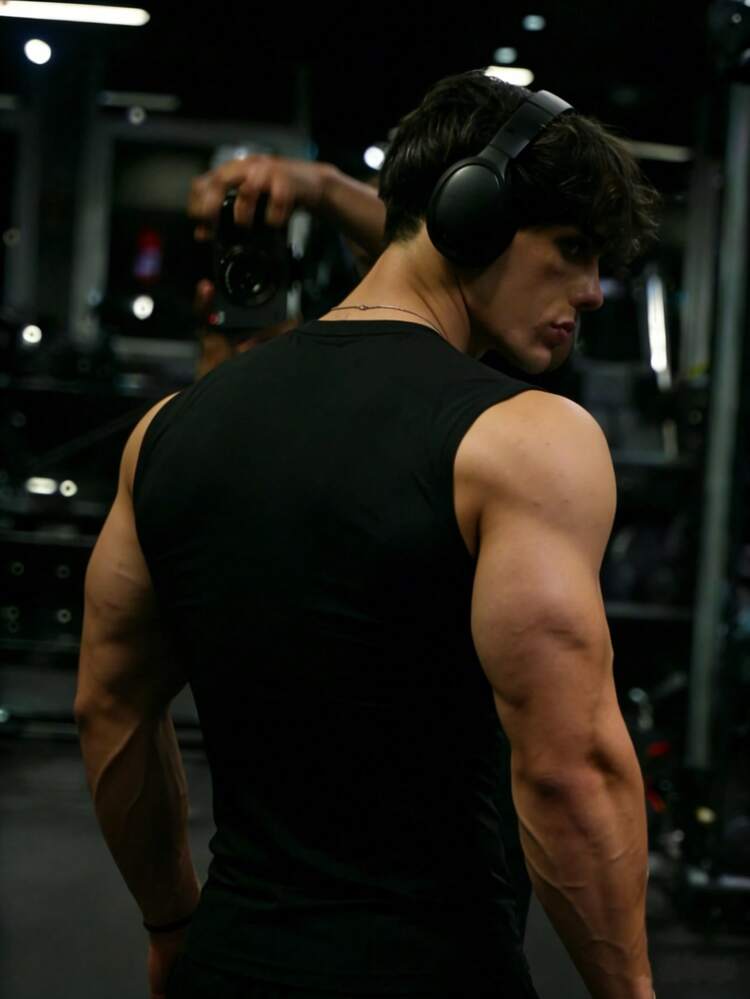 GymBeat 男士极简印花无袖圆领运动背心 - 黑色 - 查看 5