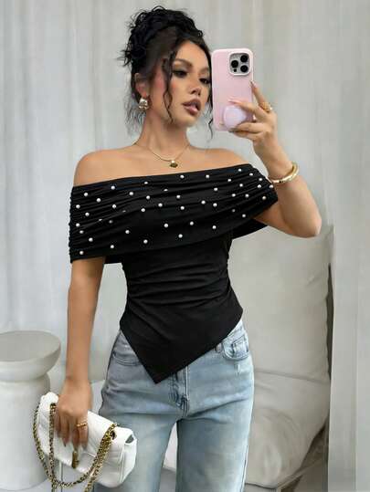 Rafferiza 女士夏季常青款珍珠装饰T恤，不对称下摆，修身剪裁，适合假日和特殊场合穿着。