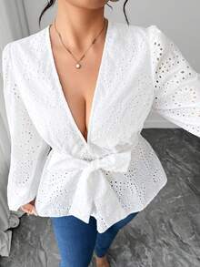 Elenzga Áo kiểu nữ cỡ lớn thanh lịch, gợi cảm, cổ chữ V sâu, tay dài, thắt nơ phía trước, thêu họa tiết. - trắng - Xem 4