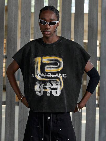 NEON BLANC Men's Casual Standard Size Short Sleeve T-Shirt, Round Neck, Black Color With Printed Snowflake Design, Summer