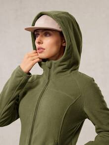OutZeal Ropa de invierno para mujer, forro polar para acampada y senderismo, camiseta térmica con cremallera para exteriores - Verde militar - Ver 8