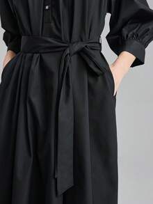 Ontre 2026春夏女装长裙，畅销纯黑色泡泡袖收腰A字连衣裙，梭织面料宽松版型，适合度假、婚礼季等场合；褶皱设计纯色纽扣半开襟七分袖宽松休闲连衣裙，适合独立日、都市时尚、简约时尚通勤、复古风都市优雅女装外套等场合，时尚百搭女式长裙 - 黑色 - 查看 6