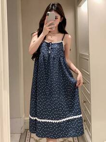 DAZY 女士花卉蕾丝拼接无袖吊带睡裙 - 藏蓝色 - 查看 3