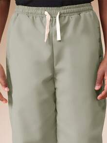 SUMWON 宽松七分徒步裤，翻边裤脚，休闲斜纹棉布裤风格，阔腿设计，舒适贴合，适合夏季、秋季、学校和日常穿着。 - 卡其色 - 查看 6