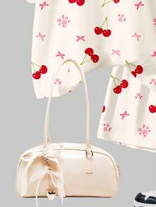 Bộ áo thun và quần short cổ tròn tay ngắn màu trắng kem, nơ retro ngọt ngào, họa tiết hoa anh đào và hoa nhí, phong cách tối giản thoải mái, mềm mại, phù hợp cho bé gái tuổi teen mặc hàng ngày vào mùa xuân/hè, phong cách đường phố, đi chơi, ở nhà, đi nghỉ mát. - Nhiều màu - Xem 7