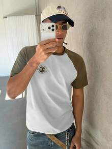 Claim Dot 标准尺寸男士橄榄绿和白色插肩袖T恤男士拼色T恤纽约图案T恤 - 彩色 - 查看 2