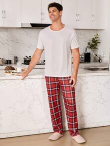 CoupledUp Plaid Print & Solid Color Short Sleeve Pajama Set For Men Plaid Pajamas Men - Multicolor - View 2