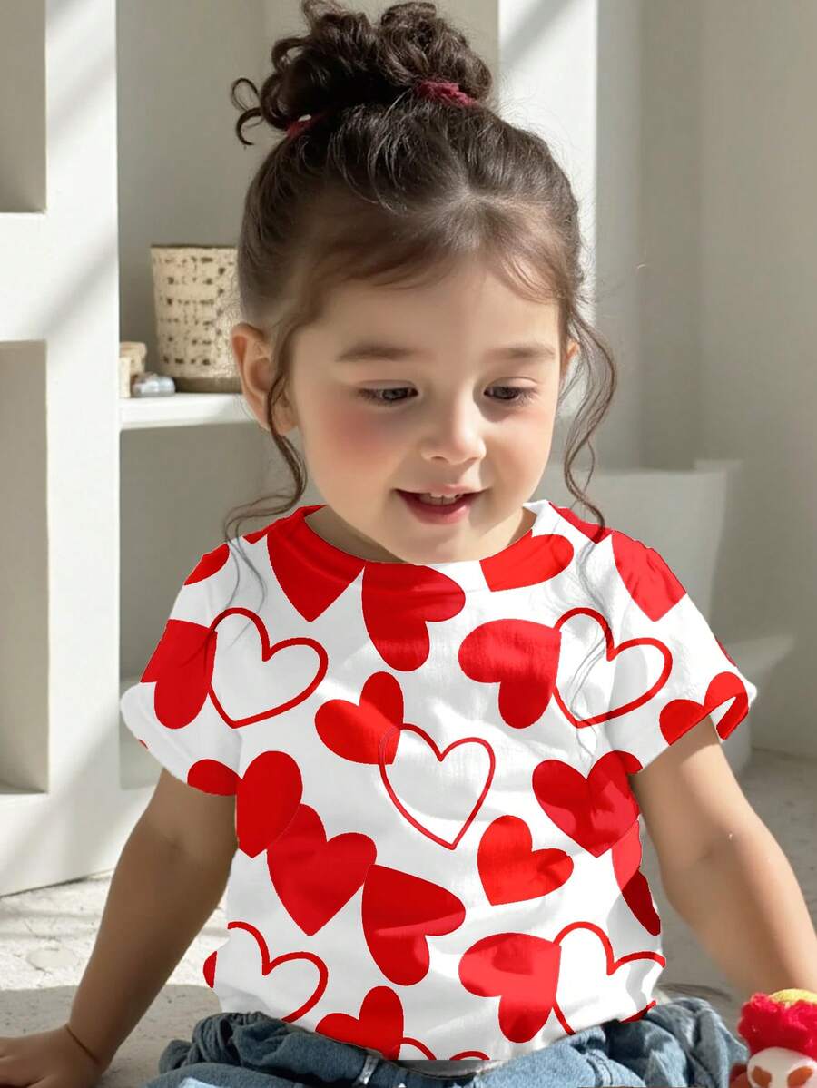 可爱甜美少女粉色爱心图案T恤，休闲简约短袖圆领T恤，适合春夏日常穿着，时尚少女休闲装扮，甜美爱心图案服饰，新款，返校季，情人节氛围 - 彩色 - 查看 1