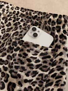 AKNOTIC Men's Multicolor Leopard Print Casual Shorts With Pockets Street Casual Style Woven Fabric Men's Fashionable Casual Printed Drawstring ShortsLoose Men Geometric Print Drawstring Waist Shorts Mens Leopard Swim Trunks Leopard Short Animal Print Shorts Men Cheetah Print Swim Trunks Cheetah Shorts Leopard Shorts Leopard Print Shorts - Multicolor - View 5