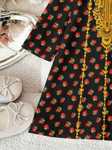 SHEIN 一件V领可爱女童碎花长袖连衣裙，舒适休闲，百搭时尚，适合日常穿着，也适合生日派对、晚宴、演出、婚礼、洗礼、秋冬季室内外活动、日常穿着、运动、聚会、拍照、度假、节日、春秋冬季等场合。 - 彩色 - 查看 4
