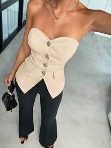 Lavishia 纯色简约前扣优雅花卉装饰吊带背心 - 杏色 - 查看 4