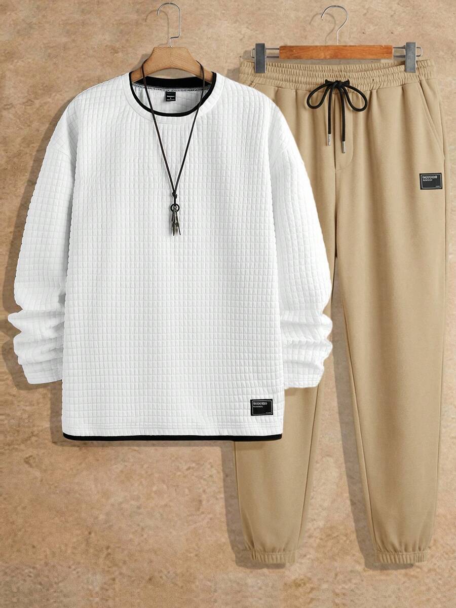 HIMLAND Manfinity Modomio 男士针织修身圆领长袖T恤和弹力腰直筒休闲裤两件套，适合秋冬季男士运动套装 - 白色 - 查看 1