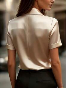 SHEIN LUNE Camicia estiva da donna, collo drappeggiato, vestibilità morbida, maniche corte, casual, versatile, camicie in raso per uso quotidiano, top formali eleganti per donna, top casual eleganti, top donna, bluse in raso eleganti per donna, top in raso eleganti e raffinati, camicette e top da donna, camicie da lavoro, abiti da lavoro per donna, abbigliamento da lavoro per donna, bluse da donna, top in seta eleganti e raffinati per donna, blusa in raso per donna - Champagne - Visualizzare 3