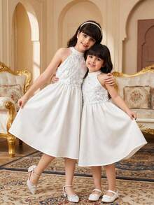 SHEIN Tween Girl Spring/Summer Elegant Glamorous 3D Embroidered Sequin Mesh Patchwork Big Bow Sleeveless Cinched Waist Princess Flare Dress Flower Girl Wedding Season Dress White Tween Girl - White - View 3