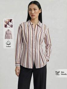 Ontre 2026 Chemise Femme Printemps/Été, Tissu Tissé à Rayures, Style Décontracté Chic de Bureau, Design Taille en Tissu Rayé Rose, Col Châle Manche Longue Devant Plaquette Urbain Minimaliste Élégant Style Rétro, Blouse Femme Polyvalente à la Mode - Rose bonbon - Voir 1