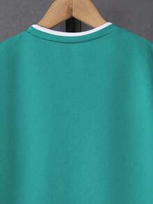 SHEIN Mirajuku 2件套青少年男童字母印花二合一短袖T恤和短裤休闲套装 - 彩色 - 查看 5