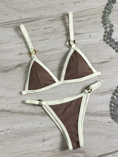 Swim Vcay 热销新款夏季沙滩休闲度假性感优雅女士两件式泳衣套装。产品特点包括：全身圆形装饰、宽边滚边、可调节肩带、棕色纯色，以及特殊面料比基尼套装。