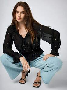 Maija 2025新款女士都市金属质感铆钉细节衬衫，适合情人节晚宴、夏季、春假、海滩、派对、优雅假日、休闲场合穿着。 - 黑色 - 查看 8