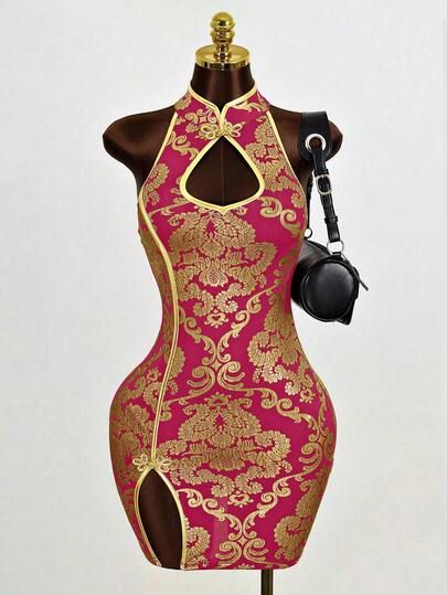 Mistrie The Lady's New Sexy Sleeveless Collar-Neck Dress With A Decorative Hollow Design On The Collar Buttons, A Side Slit Mini A-Line Short Skirt, Dress, Chinese-Style Cheongsam, Suitable For Nightclubs, Bars, And New Year Formal Wear.