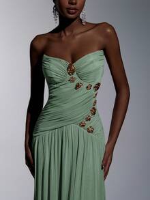 Elitara 优雅浪漫时尚的绿色弹力网纱褶皱装饰3D立体花卉A字裙，适合作为派对礼服、婚礼宾客礼服、绿色连衣裙、时尚优雅连衣裙、伴娘礼服或正式晚礼服。 - 綠色 - 查看 8