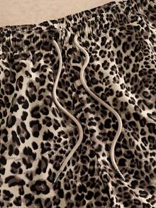 AKNOTIC Men's Multicolor Leopard Print Casual Shorts With Pockets Street Casual Style Woven Fabric Men's Fashionable Casual Printed Drawstring ShortsLoose Men Geometric Print Drawstring Waist Shorts Mens Leopard Swim Trunks Leopard Short Animal Print Shorts Men Cheetah Print Swim Trunks Cheetah Shorts Leopard Shorts Leopard Print Shorts - Multicolor - View 7