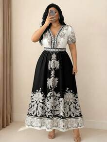 Rometta 大码女式印花立领泡泡袖连衣裙，度假款 - 黑與白 - 查看 3