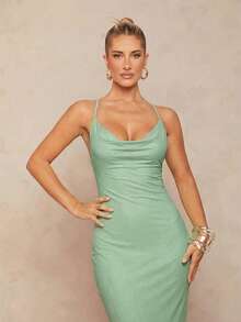 Lumalex 花卉3D丝绒吊带露背金属链装饰修身美人鱼连衣裙 - 薄荷綠 - 查看 5