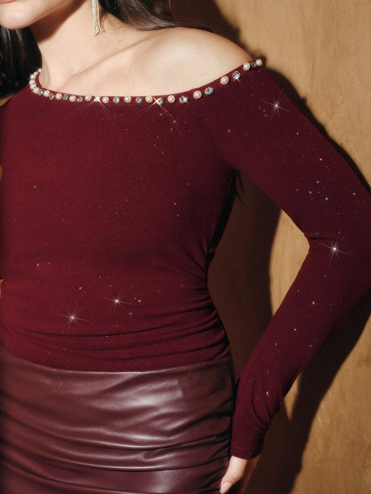New Red Laser Rhinestone Embellished Oblique Shoulder Long Sleeve Plus Size Women Top, Suitable For Spring, Valentine's Day Party