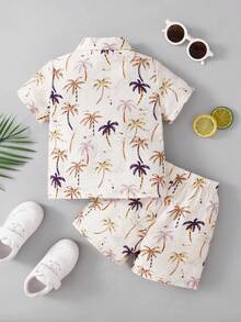 SHEIN مجموعة قميص كم قصير مطبوع ذو ياقة وشورت ذو خصر مطاطي للأطفال الصغار، مناسب للصيف والتنقل والمدرسة والأنشطة اليومية والعطلات، مقاس 6 أشهر - 3 سنوات، ملابس أطفال، ملابس رضع، ملابس أطفال صغار، تي شيرت أطفال صغار، شورت أطفال صغار - متعدد الألوان - مشاهدة 2