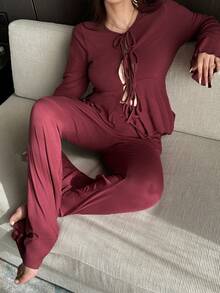 Dazy Plus 2pcs Solid Color Cinched Waist Flare Pants Sleepwear Set, Long Pajama Pants Plus Size Women Spring/Summer - Burgundy - View 4