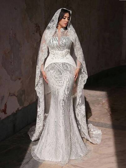 Aureia Plus Size Elegant Luxurious White Stand Collar 3D Floral Applique Beaded Splice Mermaid Hem Bridal Wedding Dress (With Waist Belt)