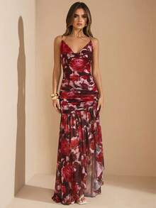 SHEIN BAE Đầm xuyên thấu cổ sâu xẻ cao, họa tiết hoa màu xanh lá cây và hồng trơn, thích hợp cho mùa xuân và hè, kiểu dáng gợi cảm và thanh lịch, thích hợp cho kỳ nghỉ biển. - Màu Đỏ Sâu - Xem 3
