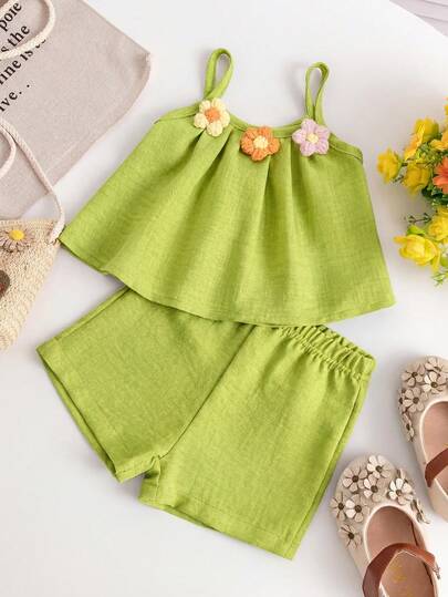 SHEIN Playful Pals Conjunto de camiseta de tirantes y pantalones cortos con decoración floral 3D linda y minimalista para bebés niñas, ideal para verano y vacaciones en la playa