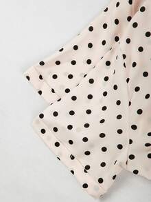 GlowEve 女士时尚优雅波点V领衬衫，适合度假穿着 - 米色 - 查看 4