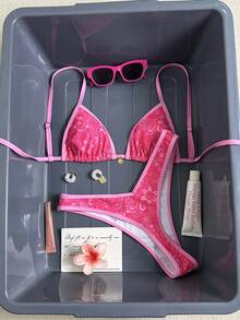 Swim Mod 2件套女士随机印花细肩带高衩比基尼泳衣套装，夏季海滩度假 - 彩色 - 查看 1