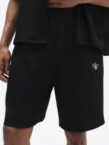 SUMWON 经典纽扣短袖衬衫和抽绳短裤套装，饰有刺绣logo细节，夏季休闲家居服 - 黑色 - 查看 7