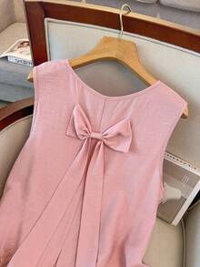 GlowEve CURVE Plus Size Women Bow Decor Lace Trim Tank Top, Fashionable Vintage Elegant Casual Vacation Sleeveless Top - Pink - View 2