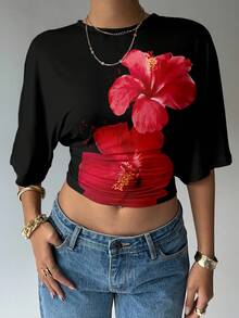 Áo croptop nữ Aloruh kiểu dáng thường ngày, cổ tròn, tay cánh dơi, thiết kế nhún bèo, màu đen chủ đạo, họa tiết hoa dâm bụt đỏ kiểu Hawaii, thời trang, phong cách nghỉ mát, áo mùa hè, áo đen, áo phong cách Y2K, áo thun họa tiết hoa. - Đỏ và đen - Xem 4