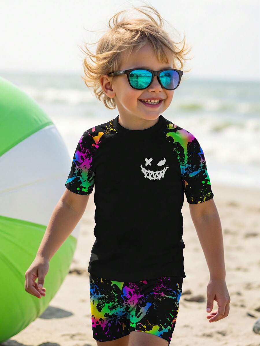 SHEIN 男童休闲宽松圆领短袖T恤短裤泳装套装，适合夏季穿着，经典热带迷彩，彩色扎染渐变，邪恶脸图案印花 - 彩色 - 查看 1