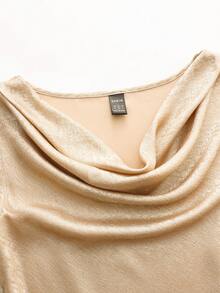 Franclia This Elegant Gold Halter-Neck Sleeveless Dress Is Perfect For Women's Summer, Spring, Valentine's Day, Carnivals, Beach, Parties, Birthdays, Vacations, Casual Wear, And Graduation Season. It's Also A Women's Halter-Neck Party Dress, A Stylish Party Gown, An Elegant Dress, A Valentine's Day Dress, A Date Dress, A Fitted Party Dress, A Spring Dress, And A Versatile Women's Dress.Graduation Season Attire, Fashionable Casual Commuter Wear, Business Office Wear, Versatile And Stylish Everyday Casual Wear, Urban Teacher's Professional Attire - Gold - View 4