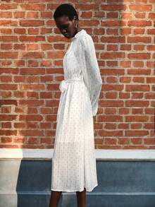 Lumivelle 女士春夏时尚长袖荷叶领收腰波点连衣裙 - 白色 - 查看 4