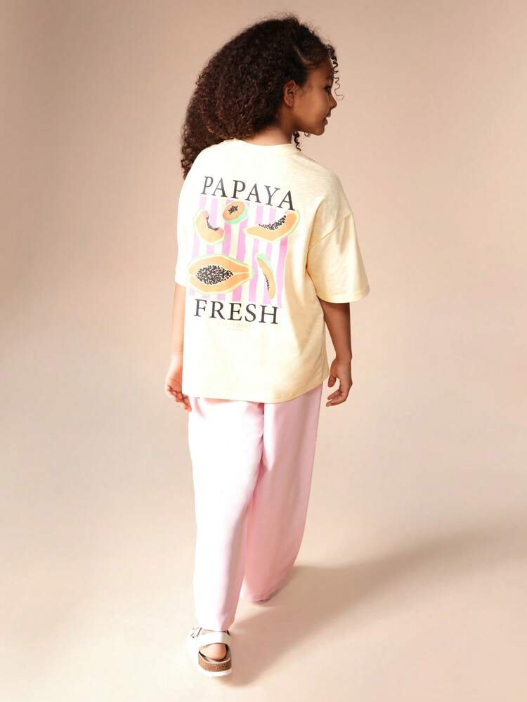 Set aus übergroßem T-Shirt mit Papaya-Print und weit geschnittener Hose
