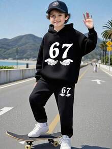 2pcs/Set Boys Casual Stylish Creative Personalized Fresh High-End Minimalist Numeric 67 Hand Holding Design Print Hoodie And Sweatpants Comfortable Outfit, Cozy Fall & Winter Styles Suitable For Autumn/Winter - Multicolor - View 5