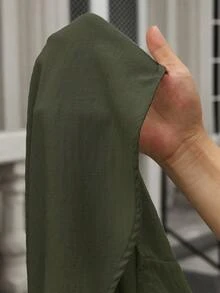 Manfinity Homme 男士純色單排扣休閒亞麻長袖襯衫，鈕扣式紋理襯衫，軍綠色，正式款 - 軍綠色 - 查看 5