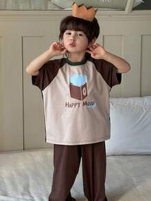 DAZY 2件套男童撞色字母印花圆领短袖上衣和裤子睡衣套装 春夏 - 棕色 - 查看 8