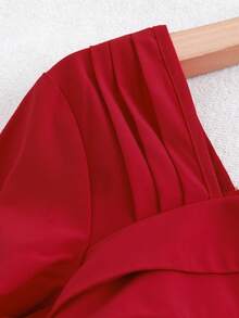 GlowEve Vestido de mujer con cuello asimétrico rojo, cintura ceñida y diseño de línea A, elegante y versátil para uso diario, ir al trabajo, citas, fiestas, Año Nuevo, negocios, primavera/otoño-invierno temprano - Rojo - Ver 3