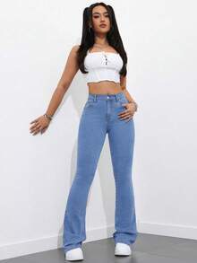 SHEIN EZwear Light Wash Denim Plus Size Flare Leg Jeans With Zipper Detail Extra Long - Light Wash - View 6