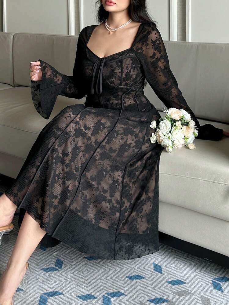 Dazy Plus Plus Size Elegant Lace Patchwork Flare Sleeve Bodycon Dress, Slim Fit, Suitable For Party, Date, Spring/Summer Dress