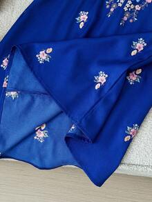 SHEIN 1件女嬰藍白花卉秋季優雅婚禮賓客花卉圖案花瓣領水鑽蝴蝶結淺紫色寬鬆洋裝外袍 - 彩色 - 查看 8