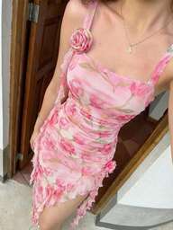 SHEIN MOD Vestido romântico com estampa floral para mulheres, ideal para encontros e Dia dos Namorados.